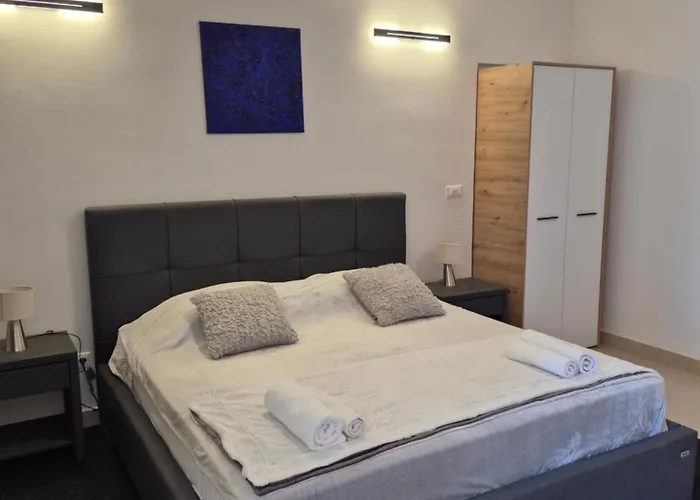 דירה Saint שיבניק